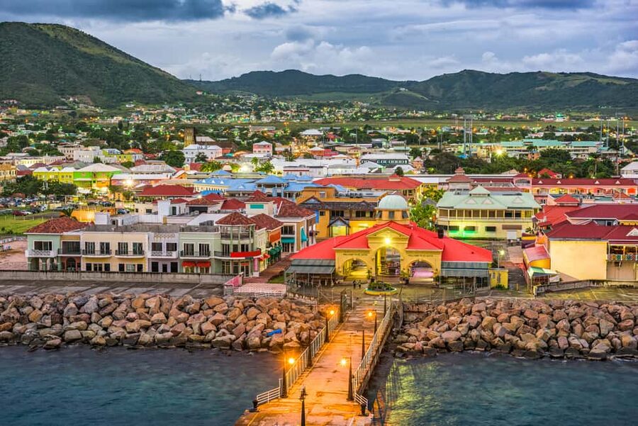 Basseterre: St. Kitts Highlights Driving Tour - Basseterre on the Way Out: Memorials, Squares, and the Co-Cathedral