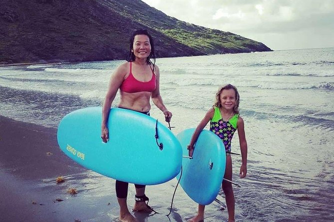 Beginner 2h Surf lesson - Getting Ready at Reggae Beach Bar, Then Head to Sandy Bank Bay