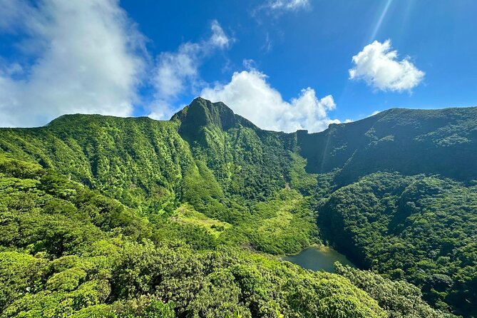 Hike St. Kitts: Highest peak Mount Liamuiga Volcano - Photo spots and summit views: where the effort pays off