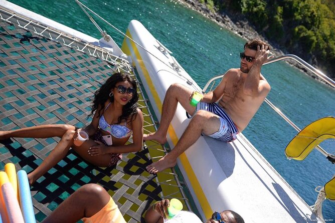 Leisure Full Day Catamaran (Blue, Aqua or LIC) - On-board comfort plus a party-smart crew