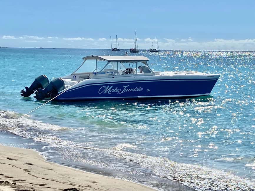 PRIVATE POWER CATAMARAN - Port Zante Marina pickup: easy, central, and close to duty free