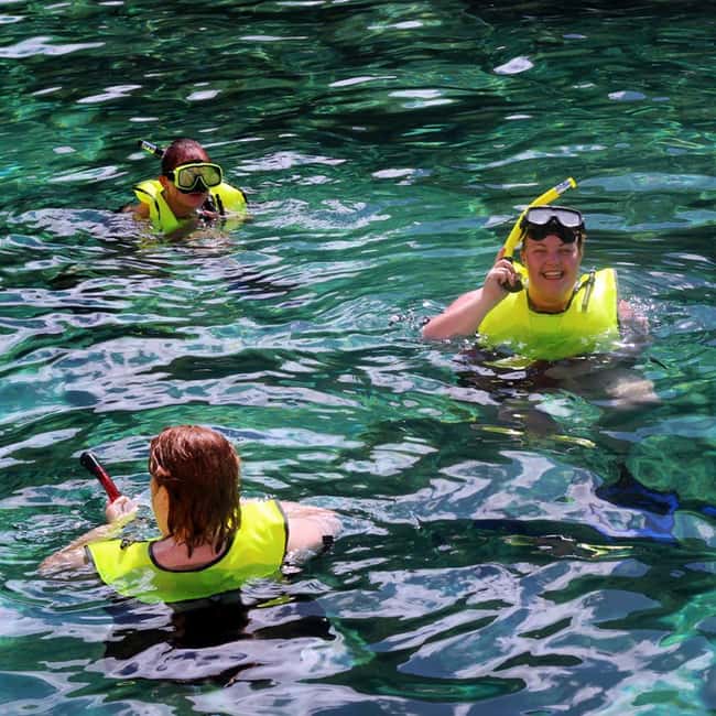 St Kitts Mini Speedboat and Snorkel Tour - Mini-Speedboat Meets Snorkel Time off St Kitts