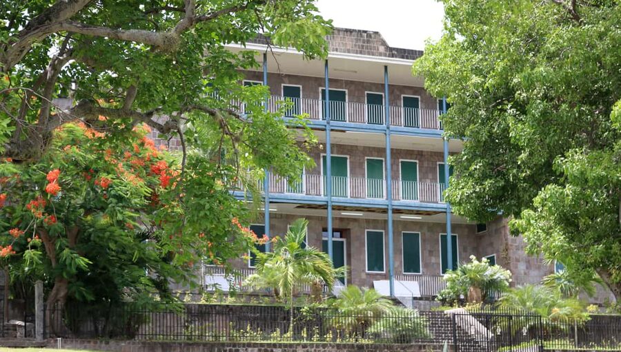 St. Kitts: Nevis Island Tour and Beach Time with Lunch - The 18th-century great house stop and what it means