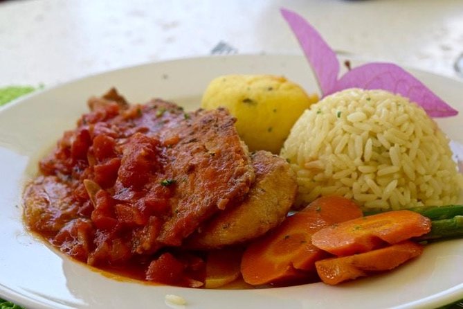 St Kitts Traditional Lunch & Half Day Island Tour - Wingfield-Phillips Rain Forest Nature Trail: short walk, big payoff