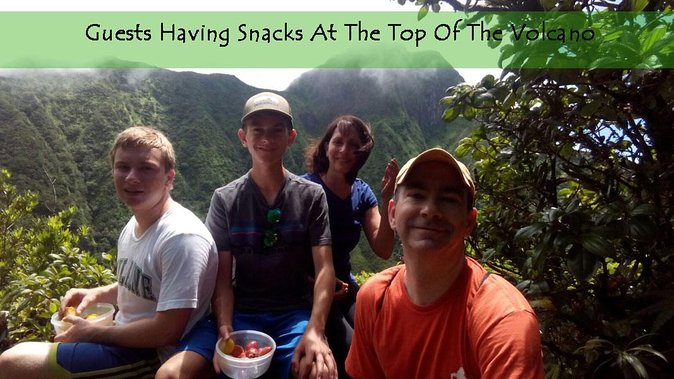 Volcano Hike in St. Kitts - Volcano crater views on St. Kitts: why Mount Liamuiga is the main event