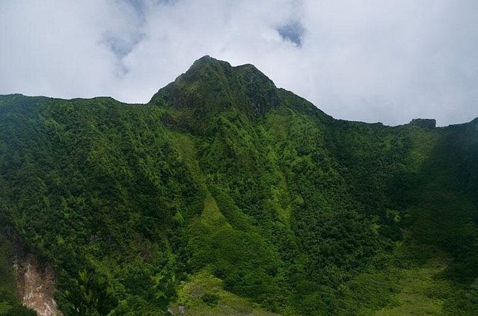 Volcano Hike in St. Kitts - A 6-hour day that stays organized: timing, pickup, and group size